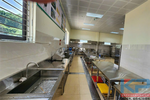 Lắp đặt bếp công nghiệp cho trường học tại Bắc Ninh
